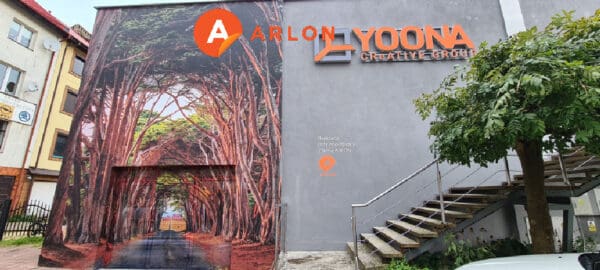 arlon-projects-wall-street-by dpf-8000--ultra tack02 building wrap outdoor advertising